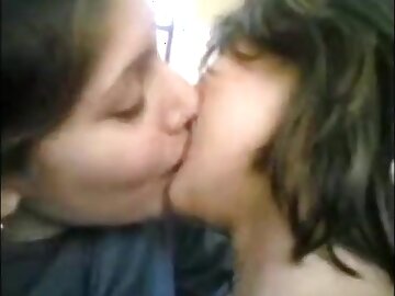 Indian students experiment lesbian kissing in class